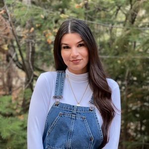 Meet your Posher, Halle